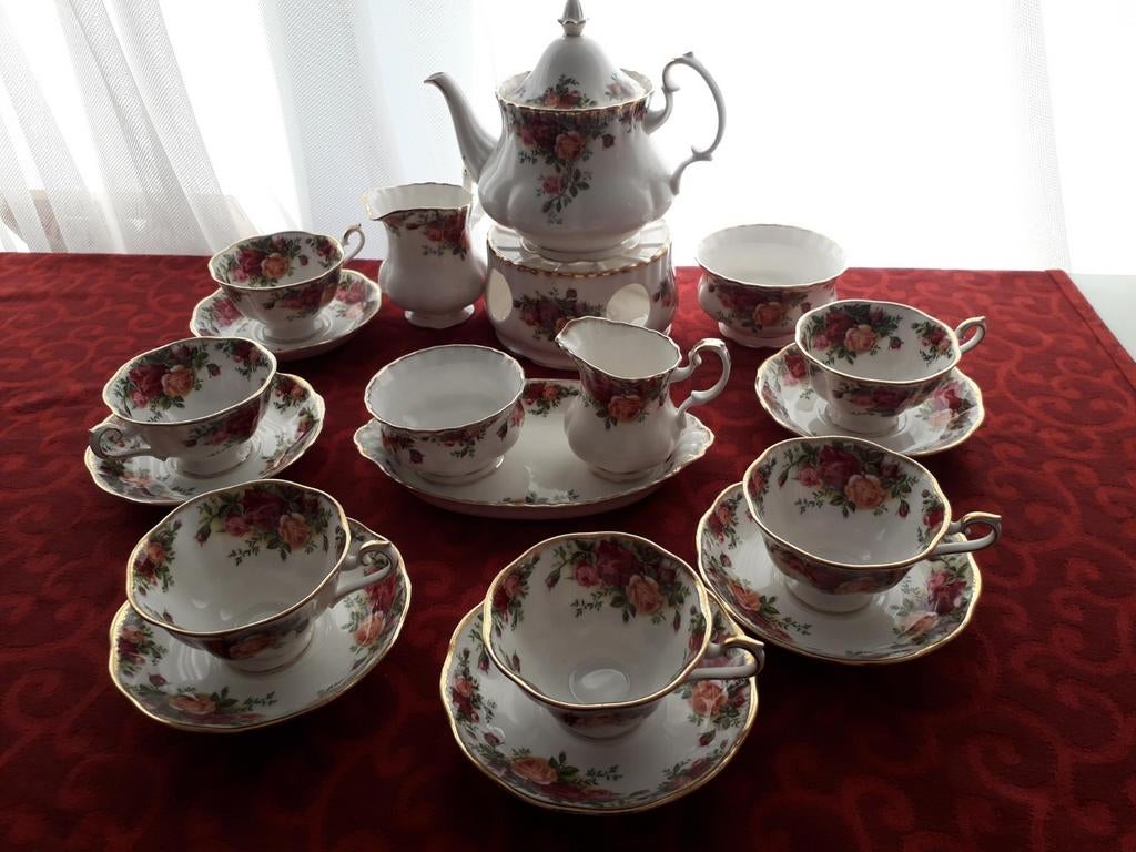 Royal Albert old country Avon thee servies, Ophalen of Verzenden