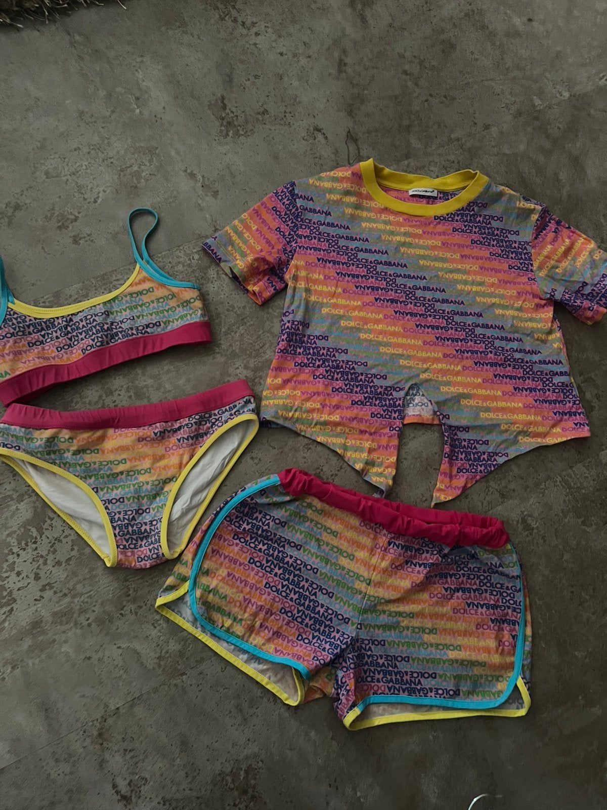 Dolce&Gabbana bikini 140 & set 128  4 delen origineel zgan, Bikiniset, Meisje, Dolce&Gabbana, Ophalen of Verzenden