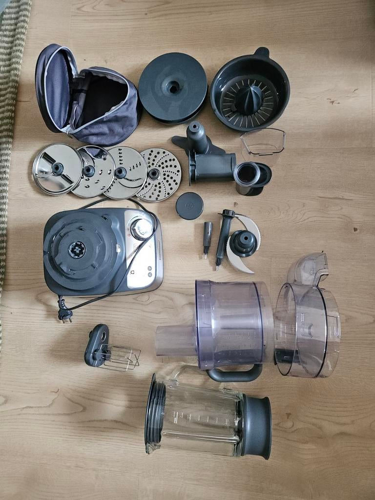 Kenwood Multipro keukenmachine met weegfunctie, 4 liter of meer, Ophalen of Verzenden, Zo goed als nieuw, 3 snelheden of meer