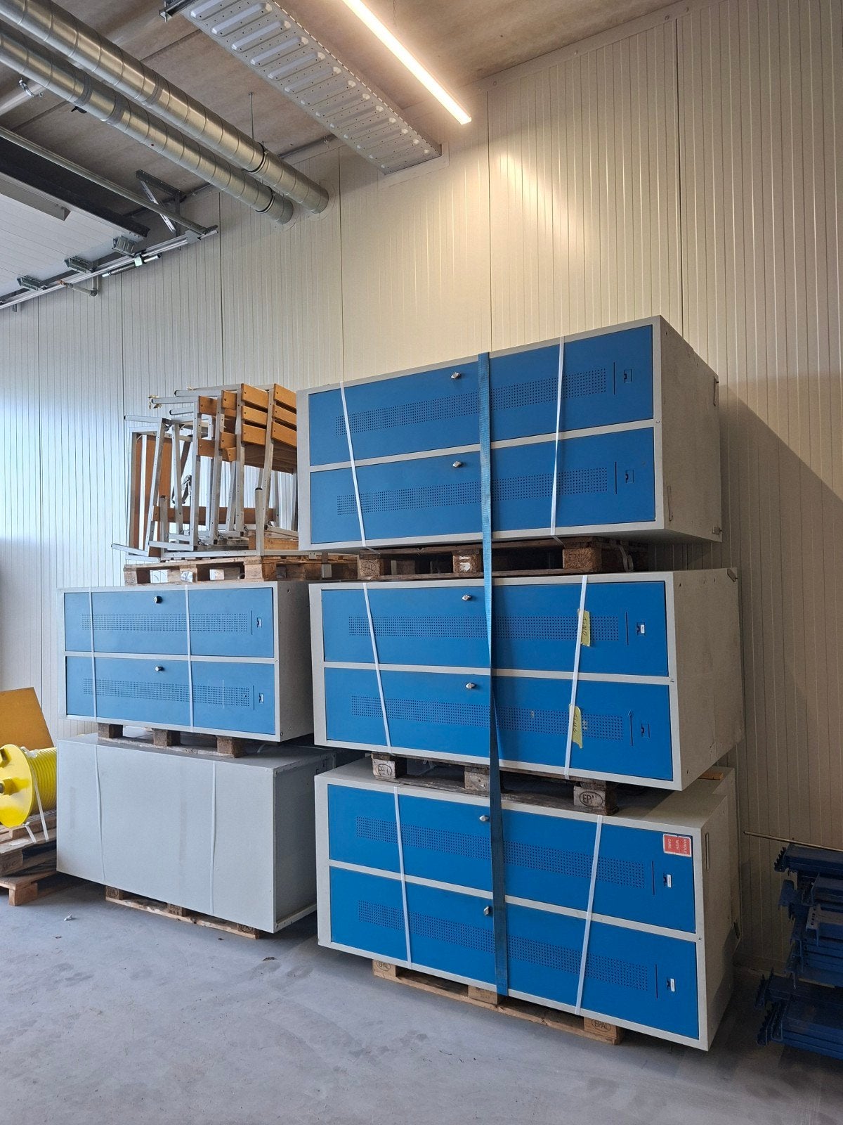 Metalen lockers / opbergkasten - Blauw/Grijs, Ophalen of Verzenden, Gebruikt
