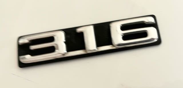 BMW 316 - E21 (type 70s)   logo merk embleem - oldtimer, Verzamelen, Ophalen of Verzenden, Gebruikt, Auto's