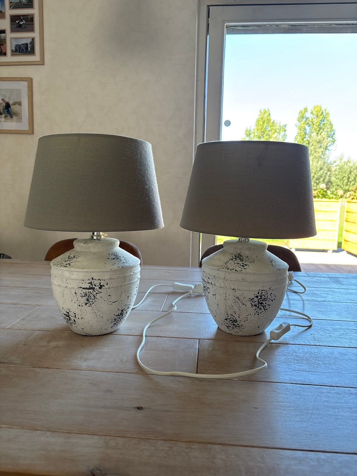 Set van 2 landelijke tafellampen met grijze kap, Huis en Inrichting, Ophalen, Textiel, E27 (groot), Zo goed als nieuw