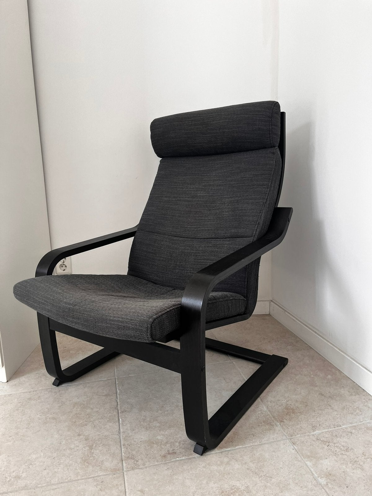 Fauteuil poang zwart grijs, Ophalen, Zo goed als nieuw, 75 tot 100 cm, 50 tot 75 cm