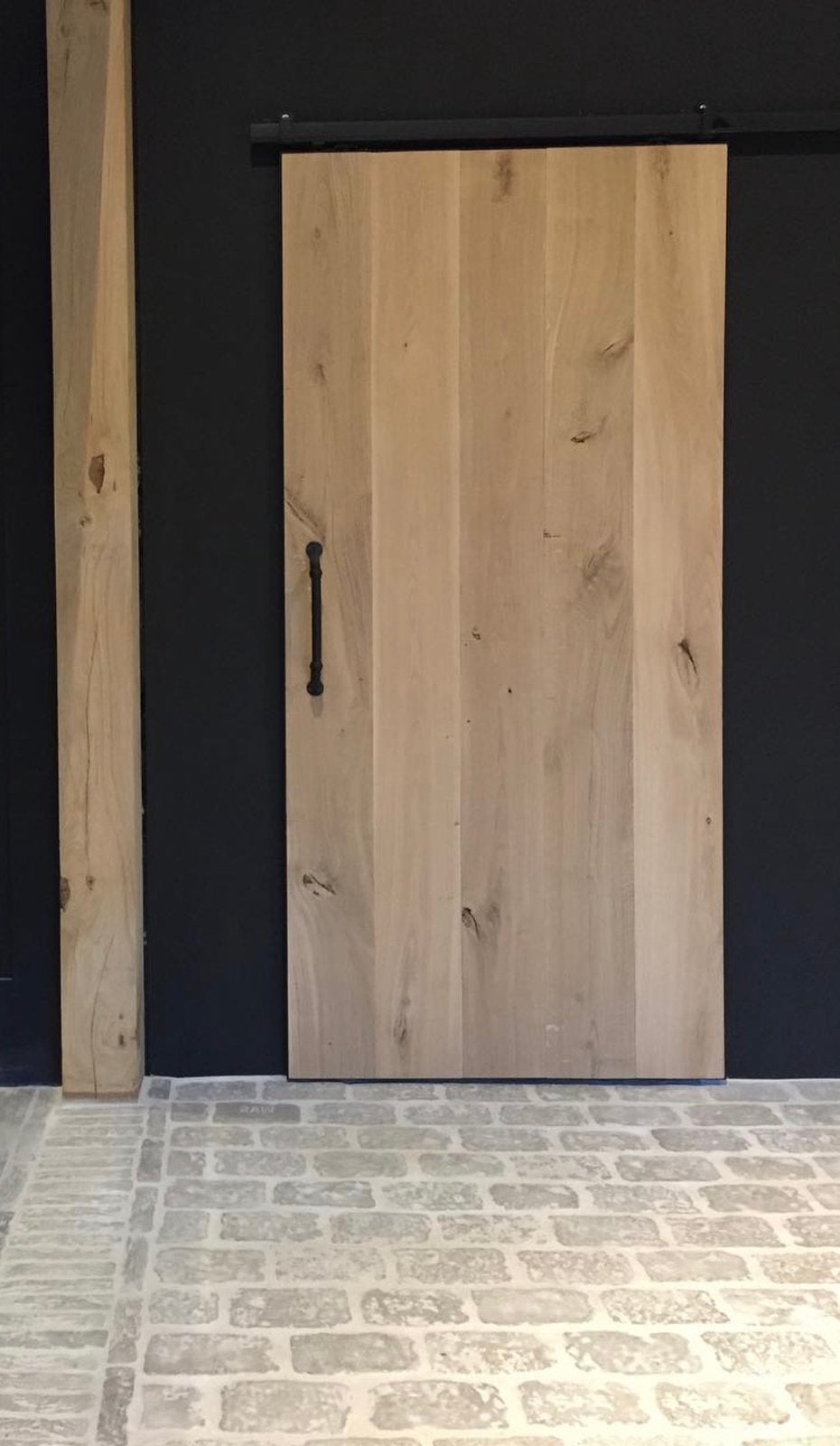 Eiken Barndoor schuifdeur 98 x 208 cm inclusief railsysteem, Ophalen, 215 cm of meer, Binnendeur, Zo goed als nieuw