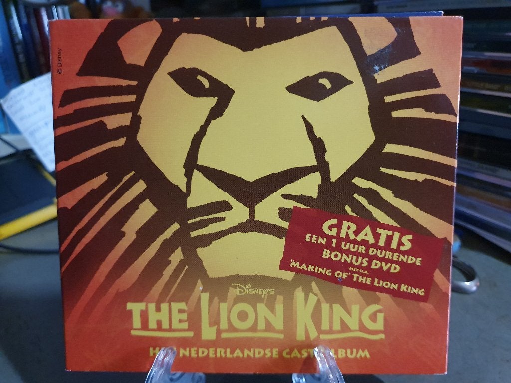 The Lion King - Het Nederlandse Cast Album (CD + DVD), Cd's en Dvd's, Cd's | Filmmuziek en Soundtracks, Ophalen, Zo goed als nieuw