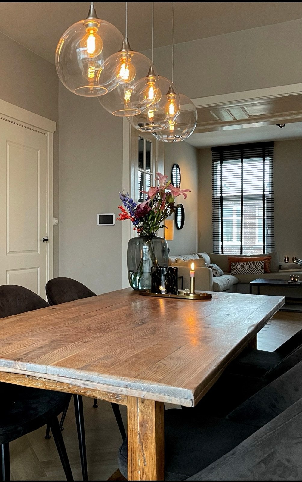 Moderne hanglamp met glazen bollen - Zo goed als nieuw, Ophalen, Zo goed als nieuw, Glas