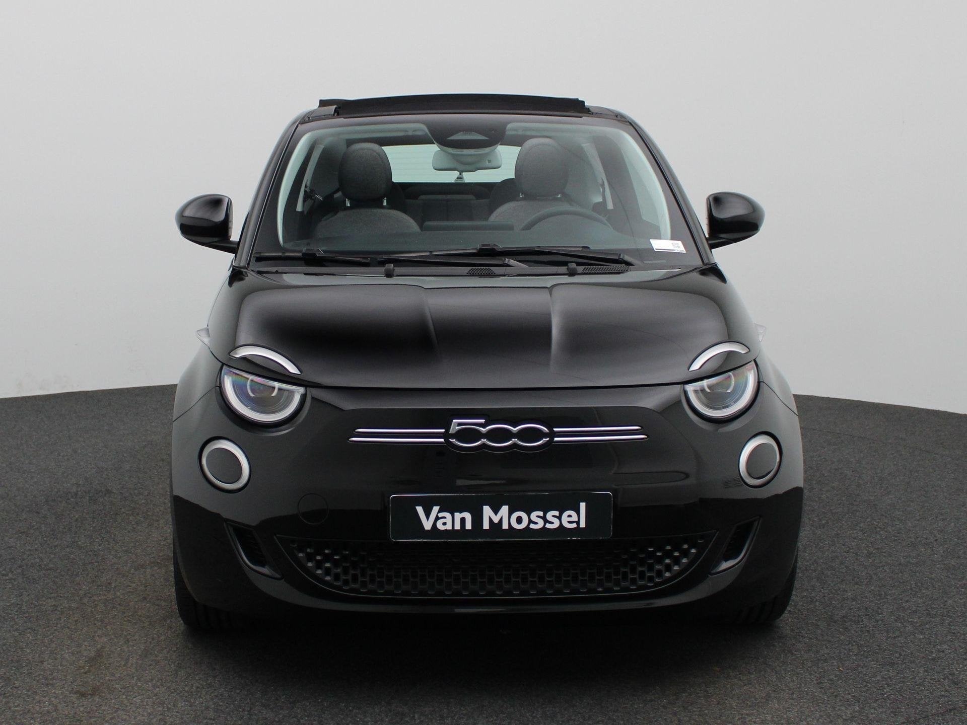 Fiat 500e Cabrio 42 kWh Icon, Auto's, 12 maanden, Stof, Gebruikt, 118 pk