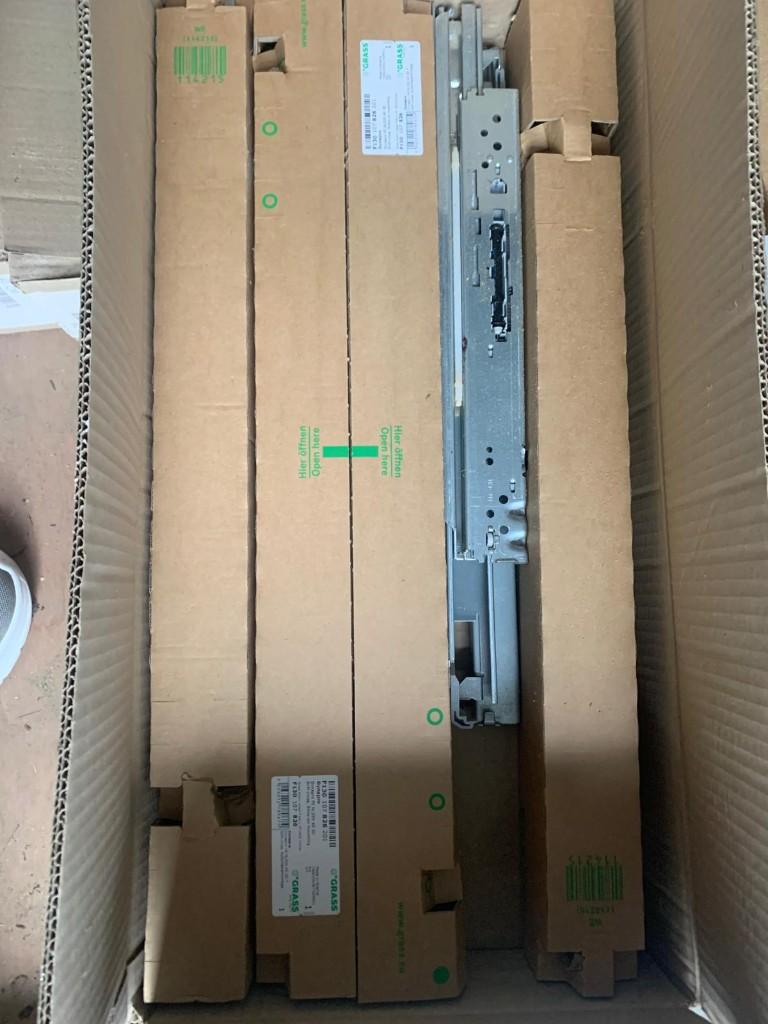 Grass: 10 sets geleiders + 7 lades + 2 sets soft close, Ophalen, Nieuw, 250 mm of meer, Overige typen