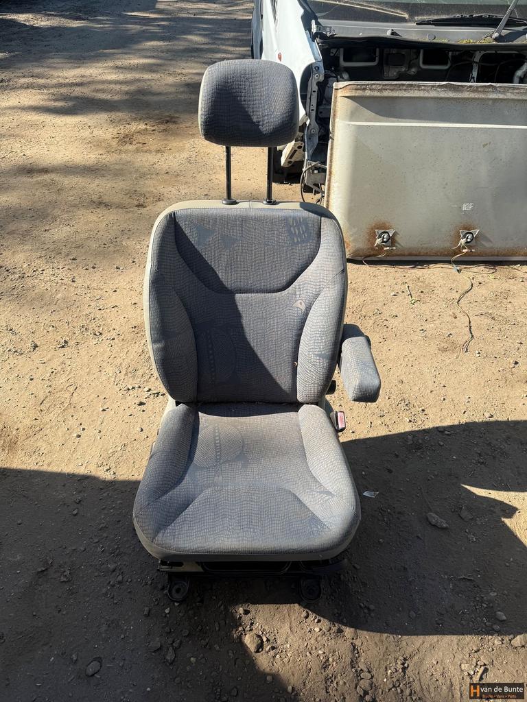 Bijrijdersstoel Renault Trafic / Opel Vivaro, Auto-onderdelen, Ophalen, Gebruikt, -, Renault