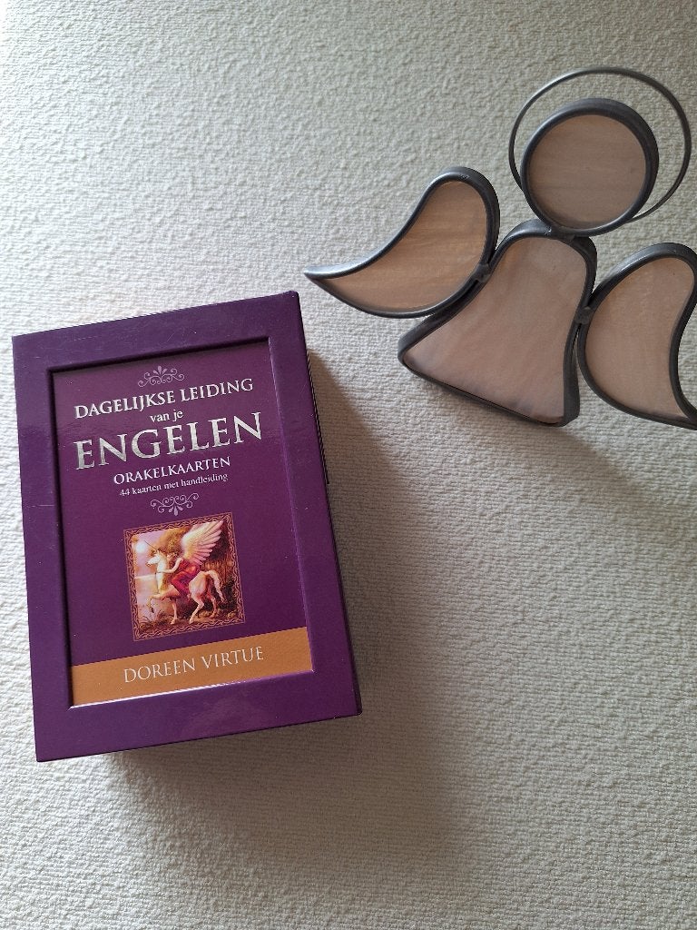 Dagelijkse leiding van je engelen luxe uitgave Doreen Virtue, Ophalen of Verzenden, Zo goed als nieuw, Tarot of Kaarten leggen