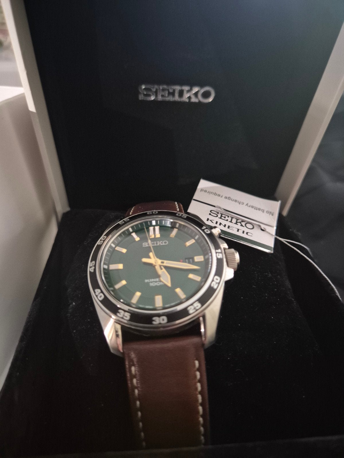 seiko kinetic 5M82 -0BE0 / SKA 791P1, Ophalen of Verzenden, Leer, Seiko