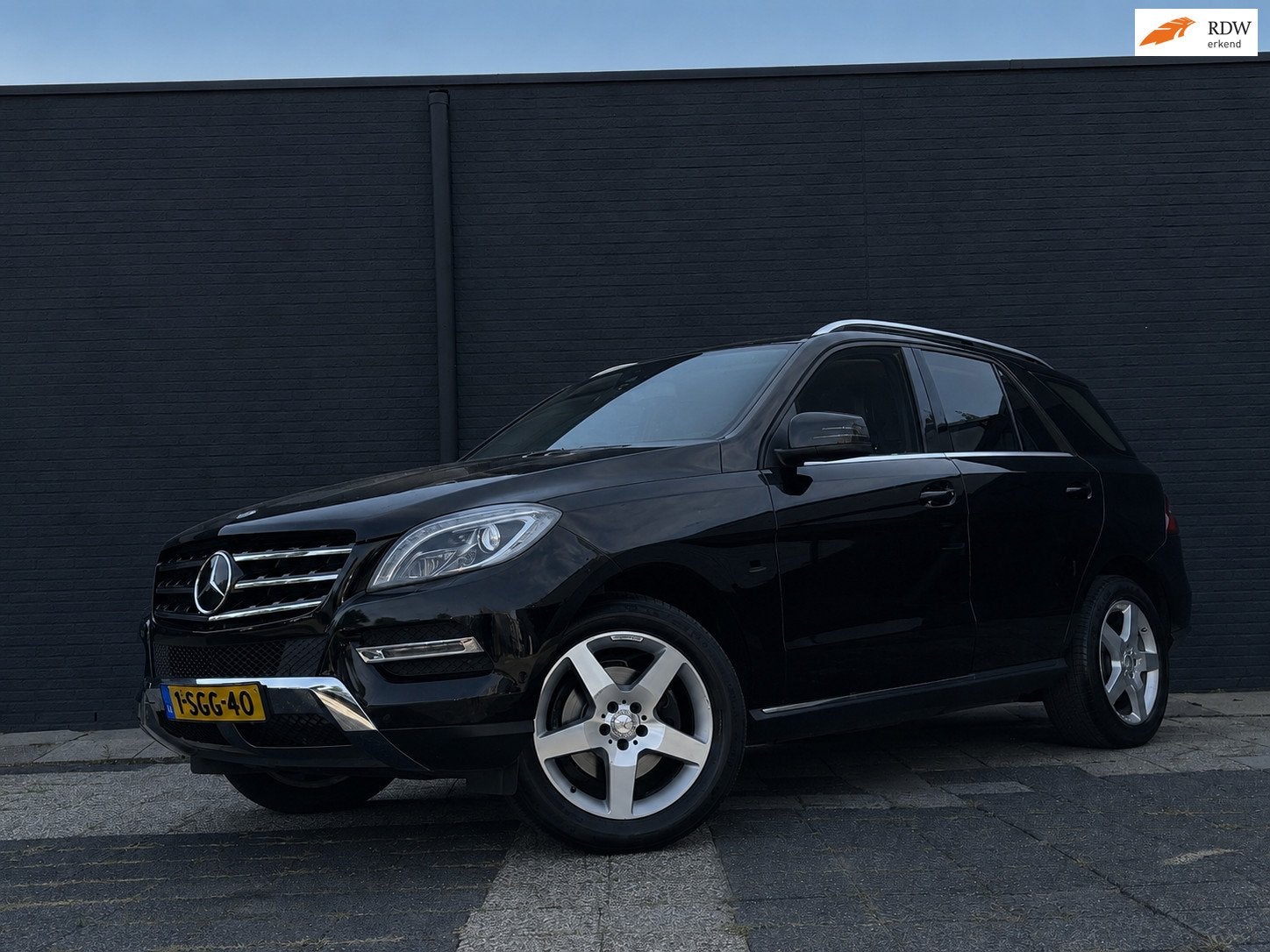 Mercedes-Benz M-klasse 350 BlueTEC | Pano | Trekhaak | Camer, Auto's, Mercedes-Benz, Automaat, 15 km/l, Gebruikt, Euro 6