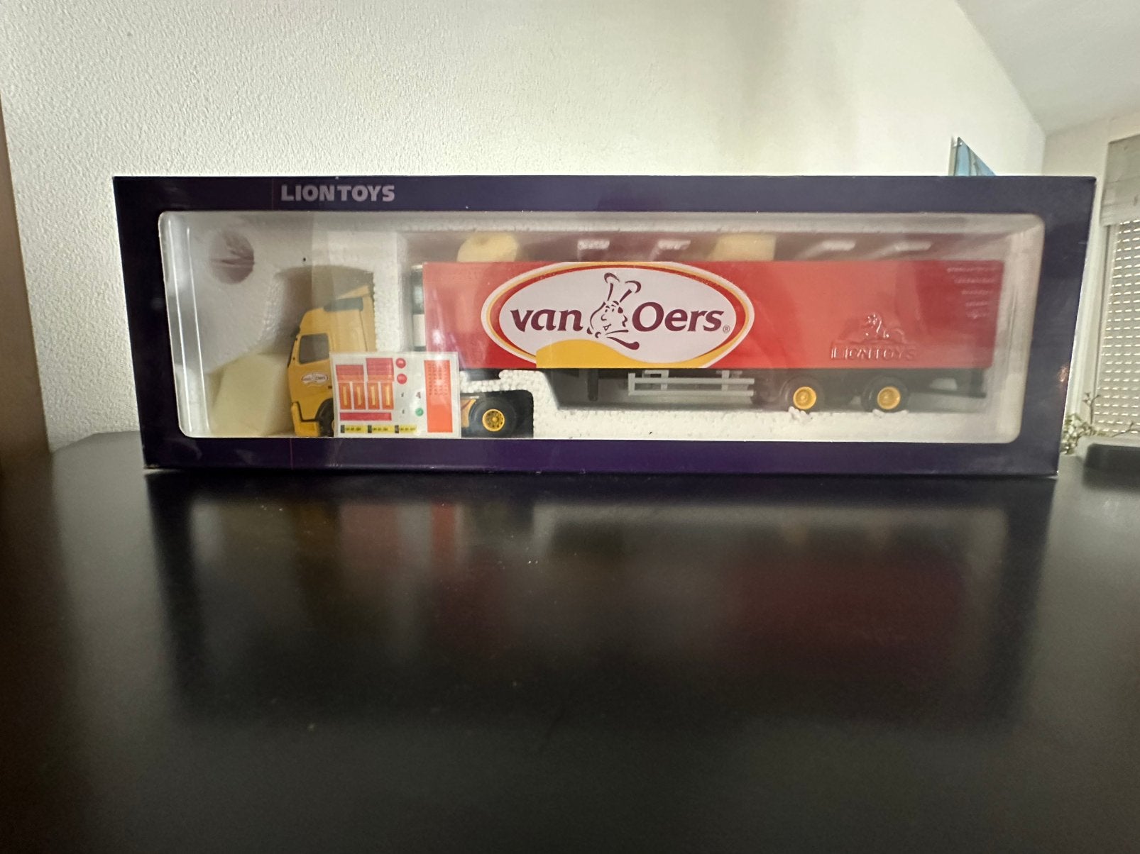 Lion toys volvo Van Oers., Ophalen of Verzenden, Zo goed als nieuw, Bus of Vrachtwagen, Lion Toys
