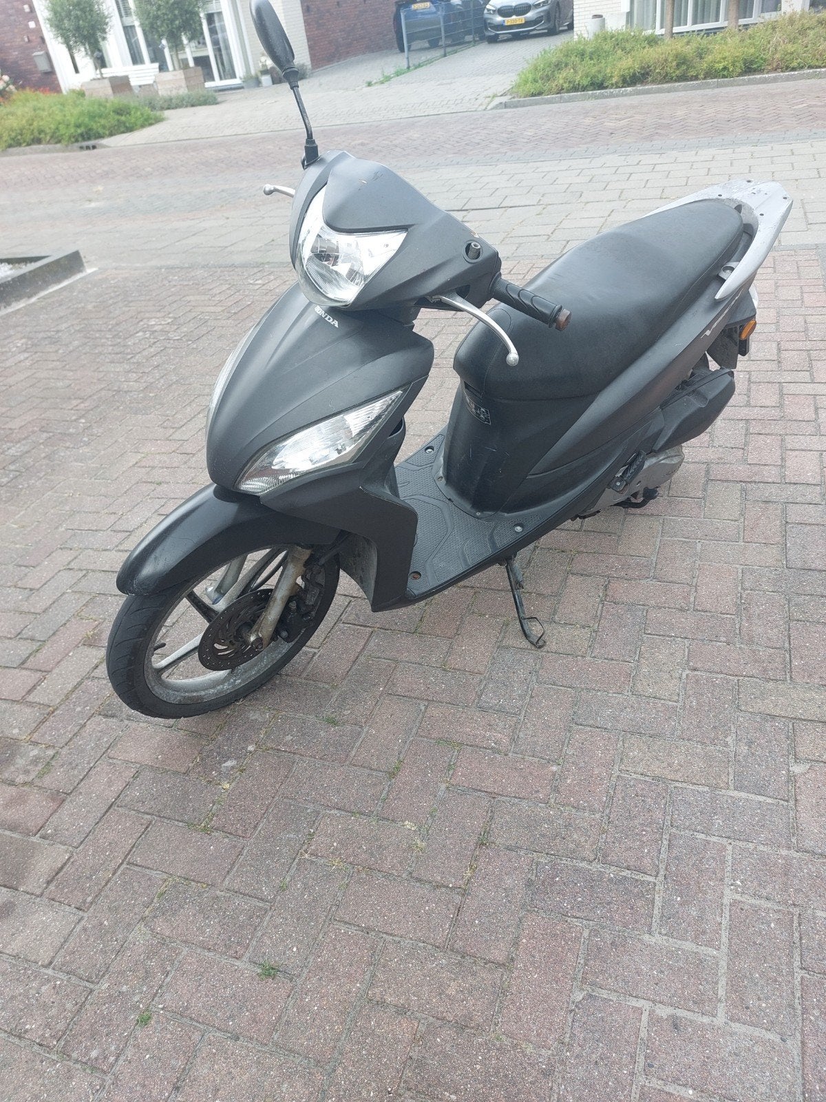 Honda scooter - Werkt prima, Fietsen en Brommers, Ophalen, Gebruikt, Maximaal 45 km/u, Overige modellen