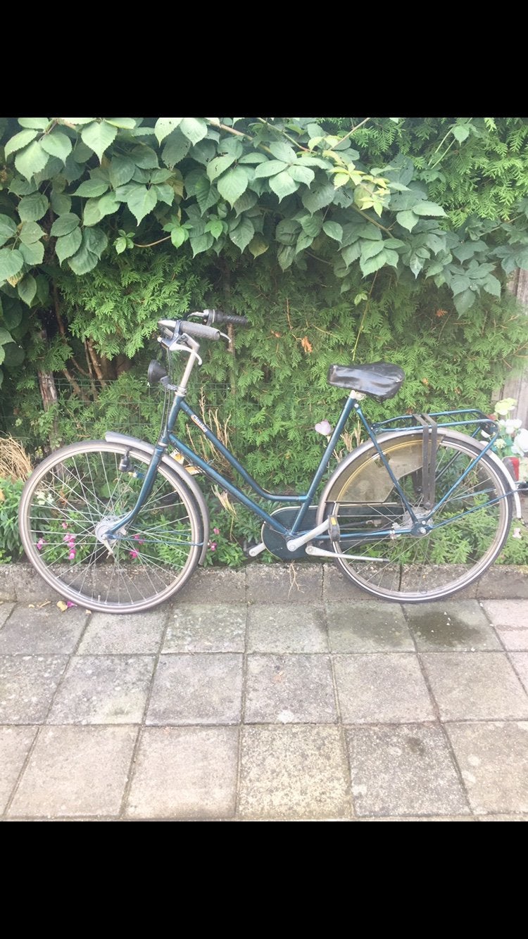 Damesfiets 28 inch,meisjesfiets, Fietsen en Brommers, 28 inch, 56 cm of meer, Zo goed als nieuw, Trommelrem