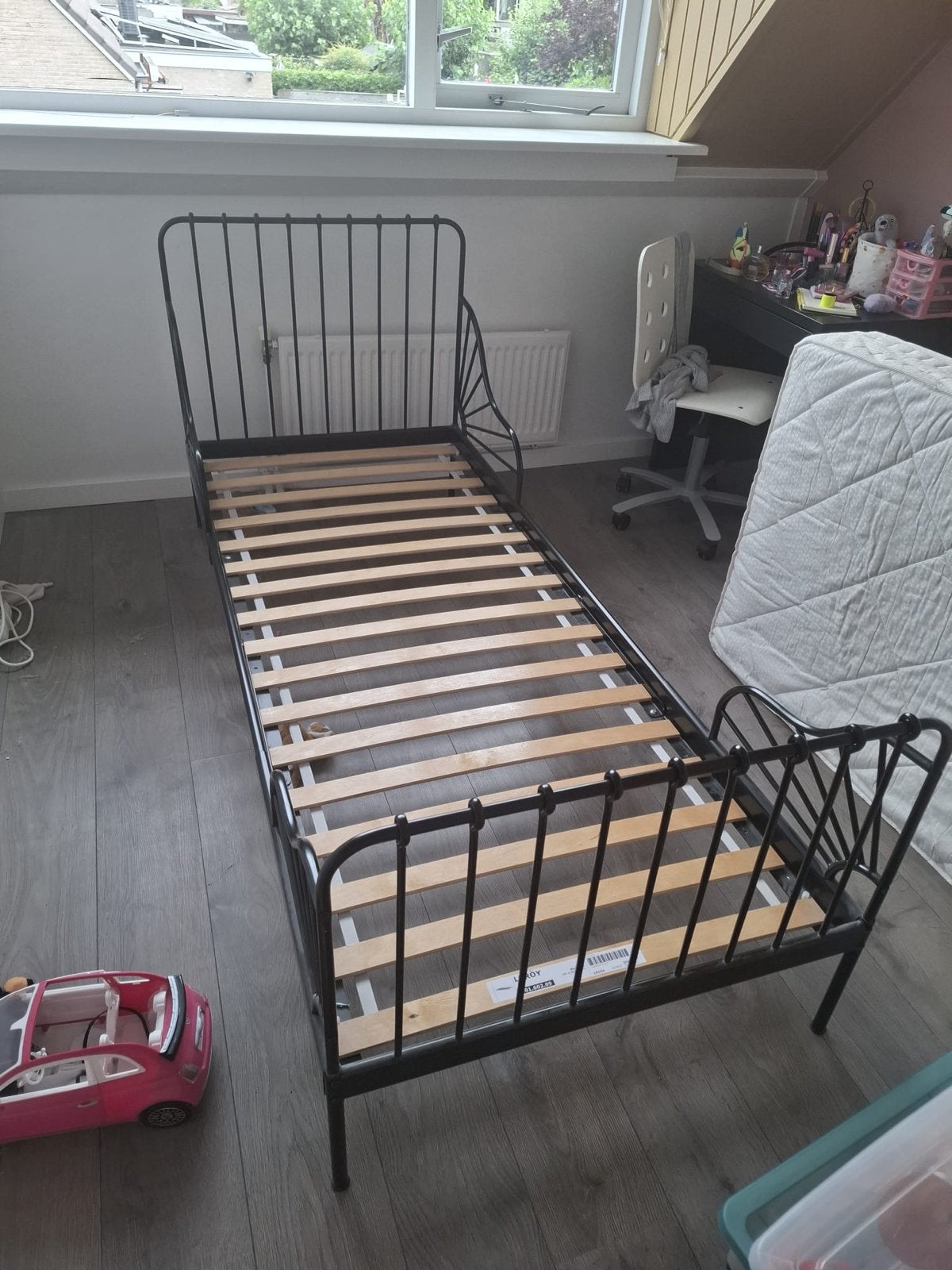 IKEA Minnen meegroeibed met lattenbodem, zwart, Ophalen, Eenpersoons, Zwart, 80 cm