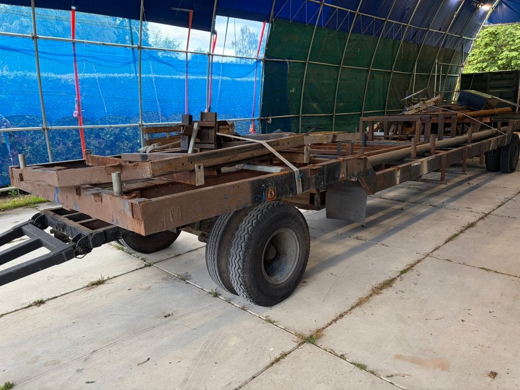 Platte wagen 2,4 x 11,5 mtr - onderstel voor praalwagen, Zakelijke goederen, Ophalen, Transport