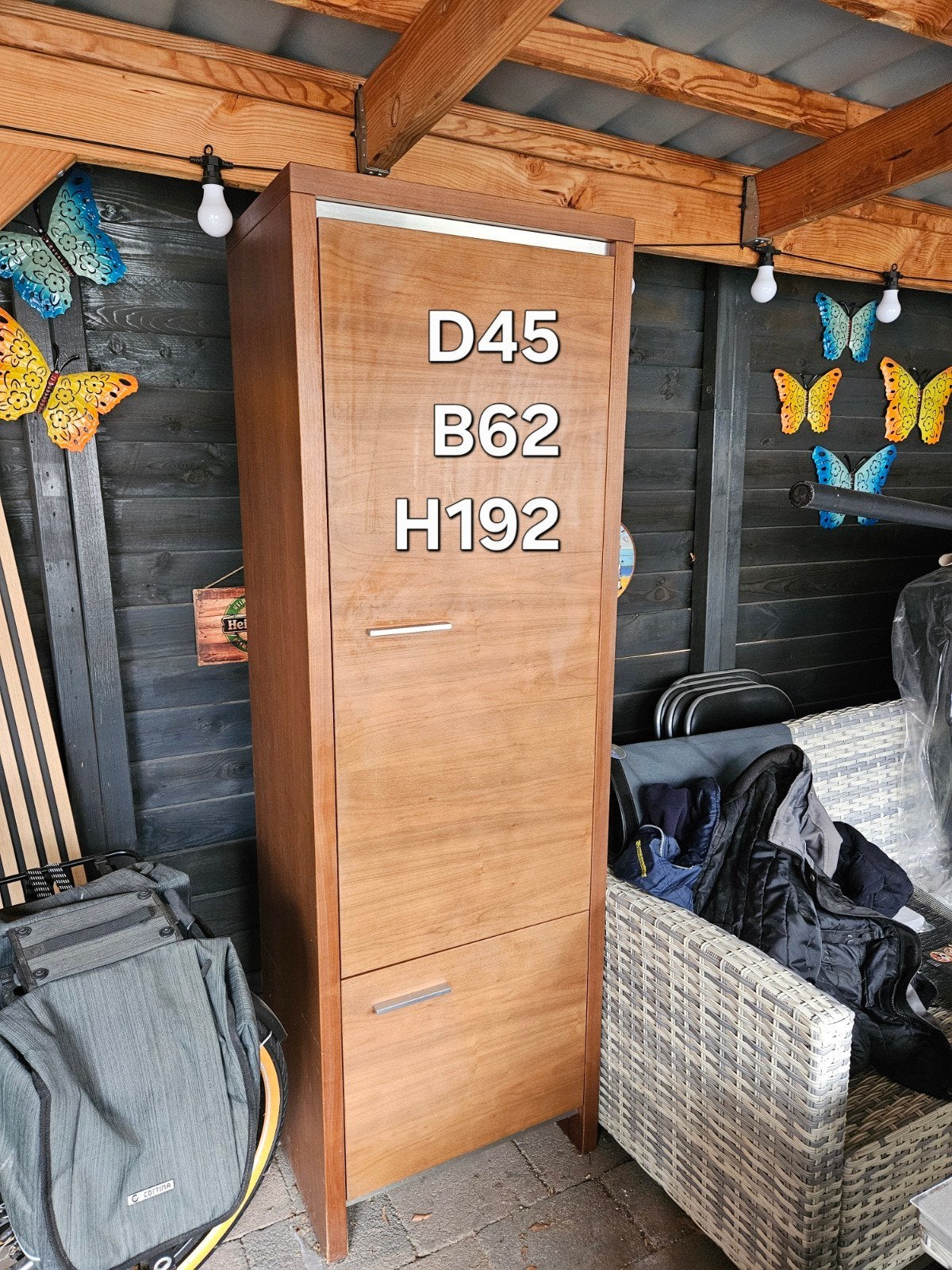 Goretti Alicante Noten Kast met Glazen Planken, Ophalen, Overige houtsoorten, 50 tot 100 cm, Modern