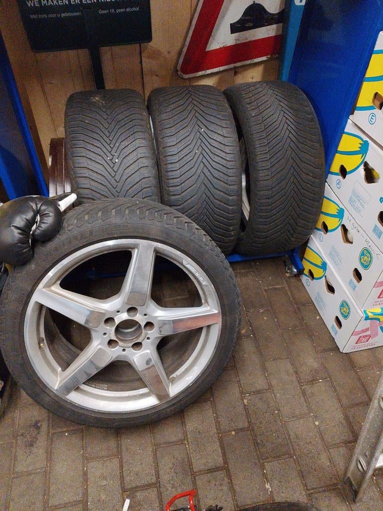 mercedes cls velgen, Ophalen