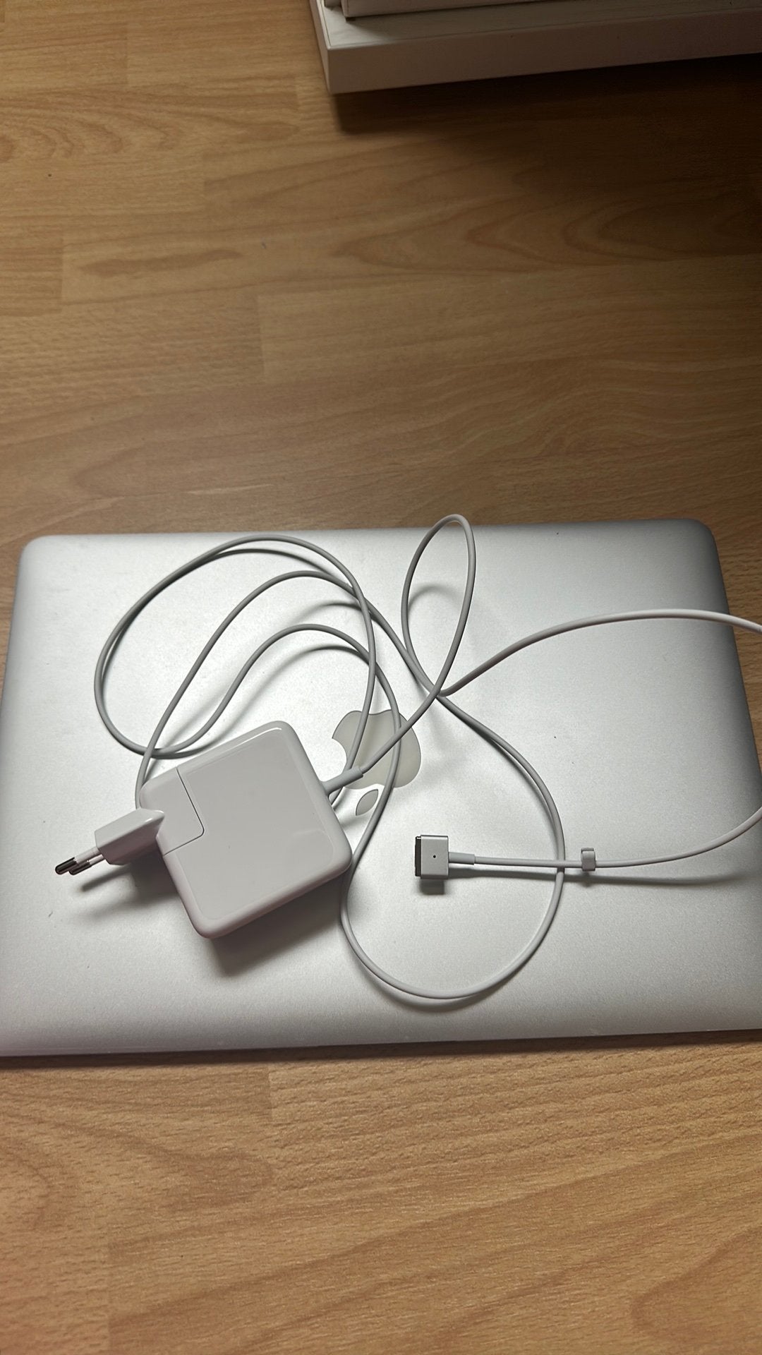 Foto 8 van Apple Macbook Air 13 | 128 GB | 2015