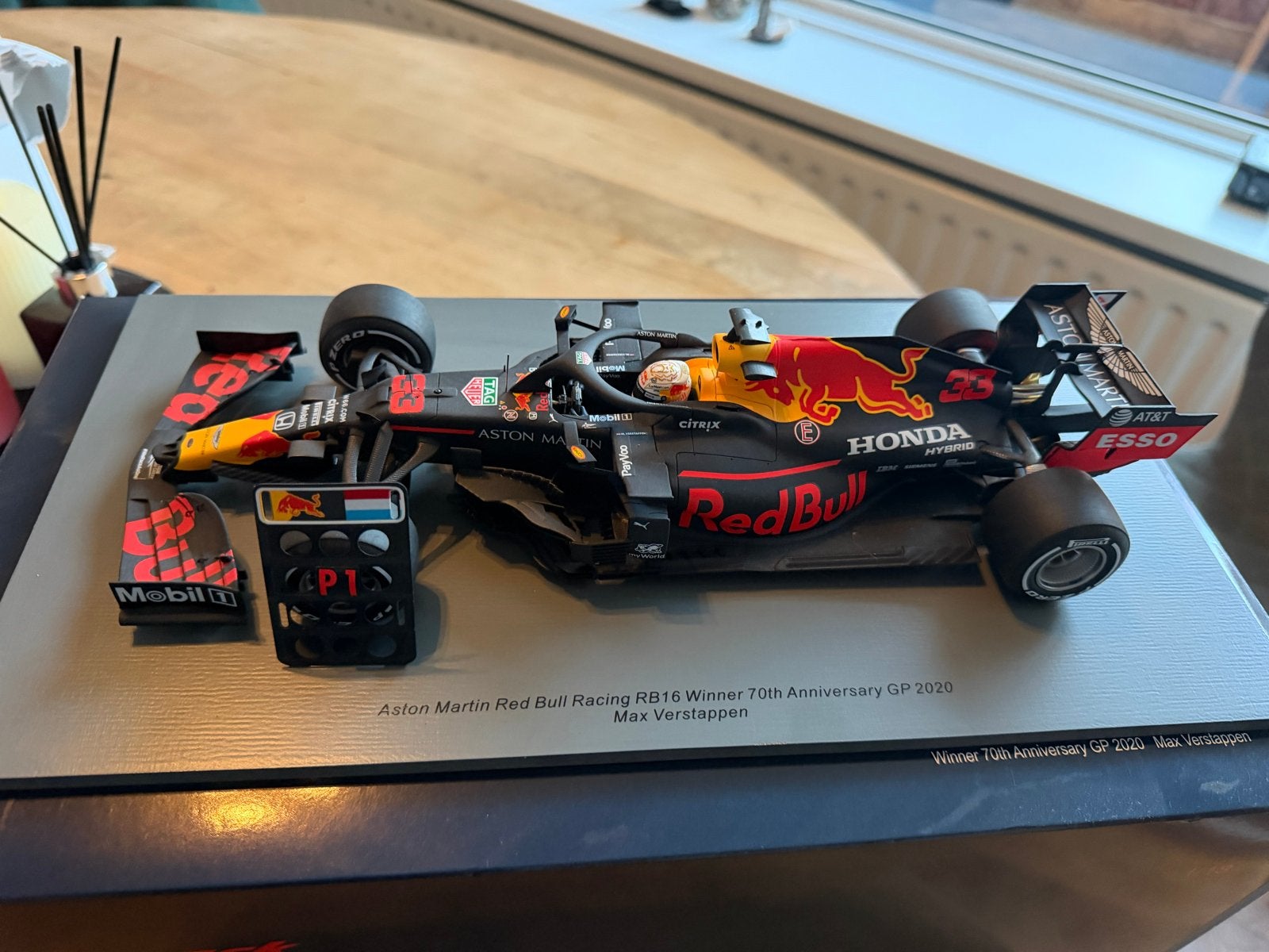 Max Verstappen Red Bull RB16 70th Anniversary GP 2020, Ophalen, Zo goed als nieuw, Auto, Overige merken