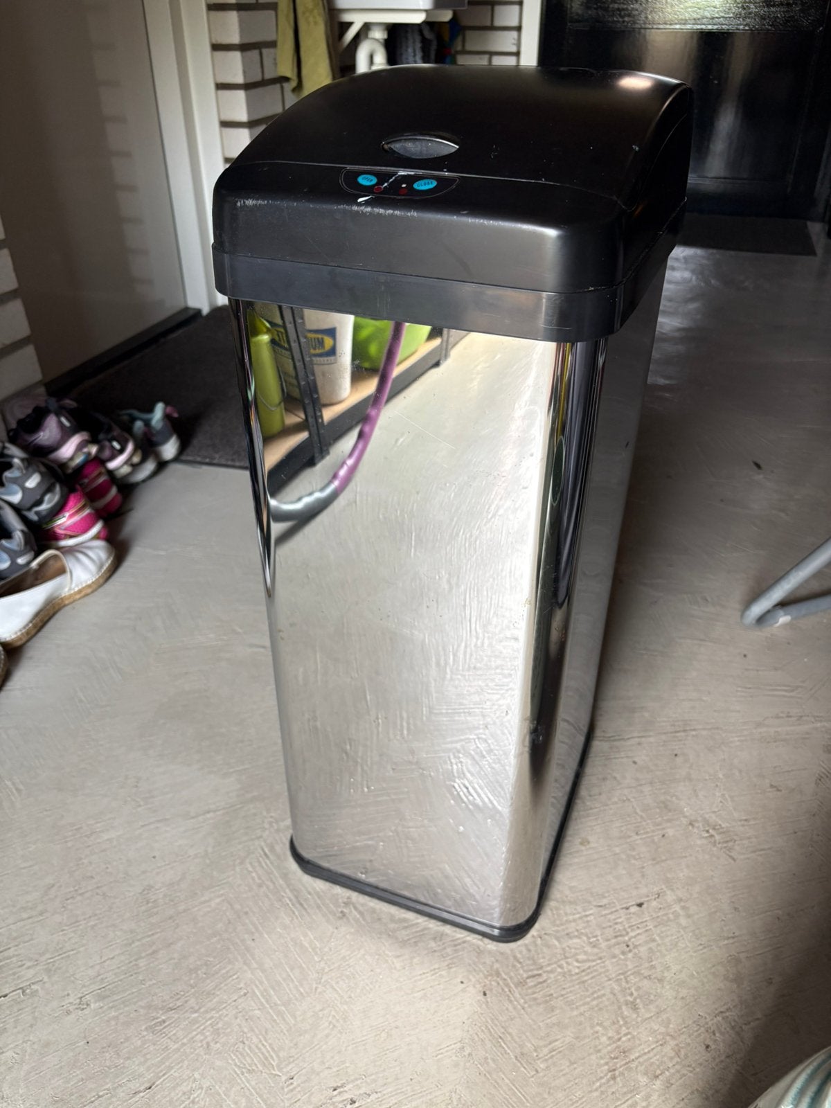 RVS prullenbak 60 liter, Huis en Inrichting, Woonaccessoires | Prullenbakken, 40 liter of meer, Ophalen, Gebruikt, Rvs