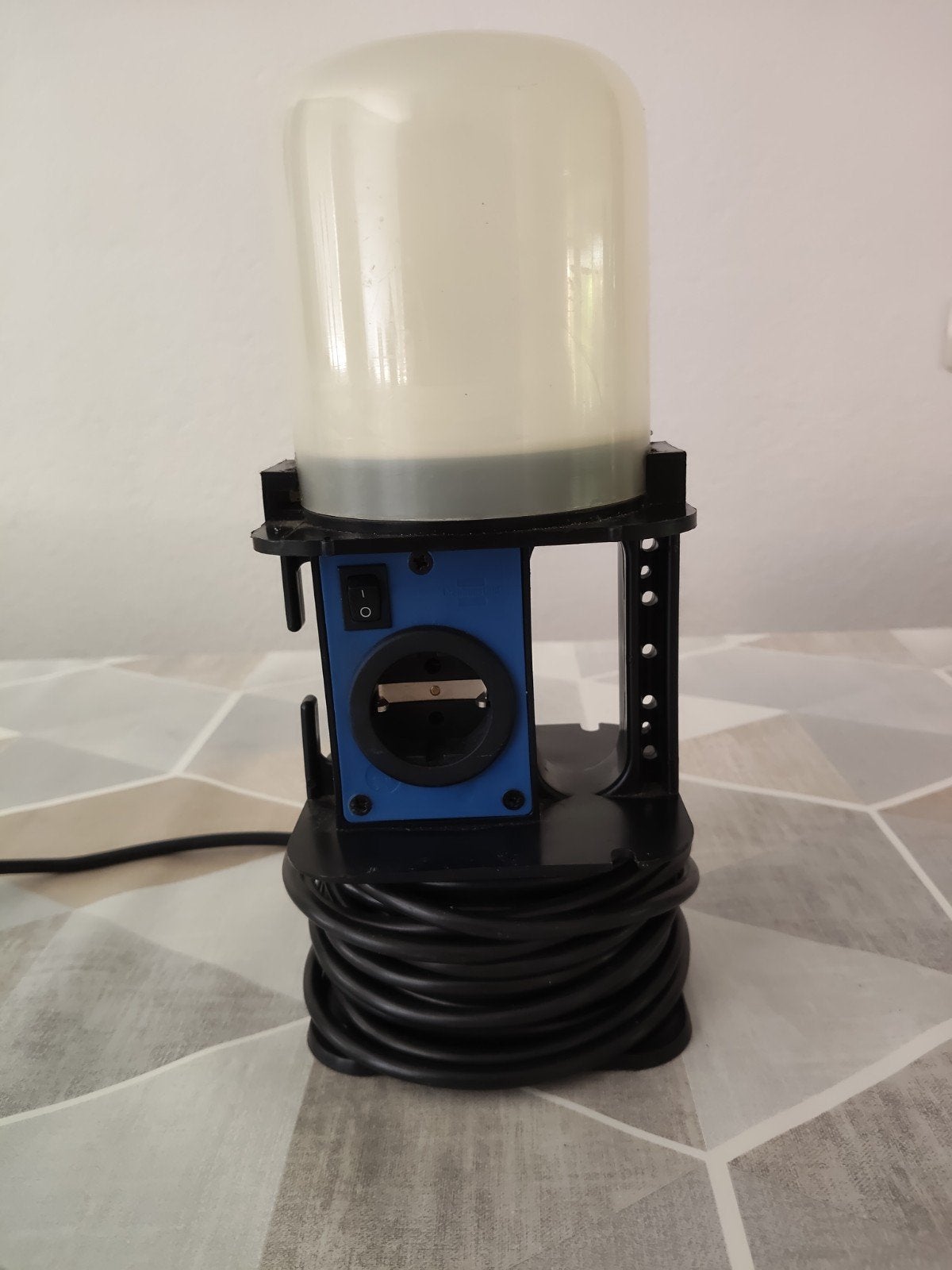 Unieke multifunctionele lamp met kabeloproller, Ophalen, Gebruikt, Industrieel, Functioneel