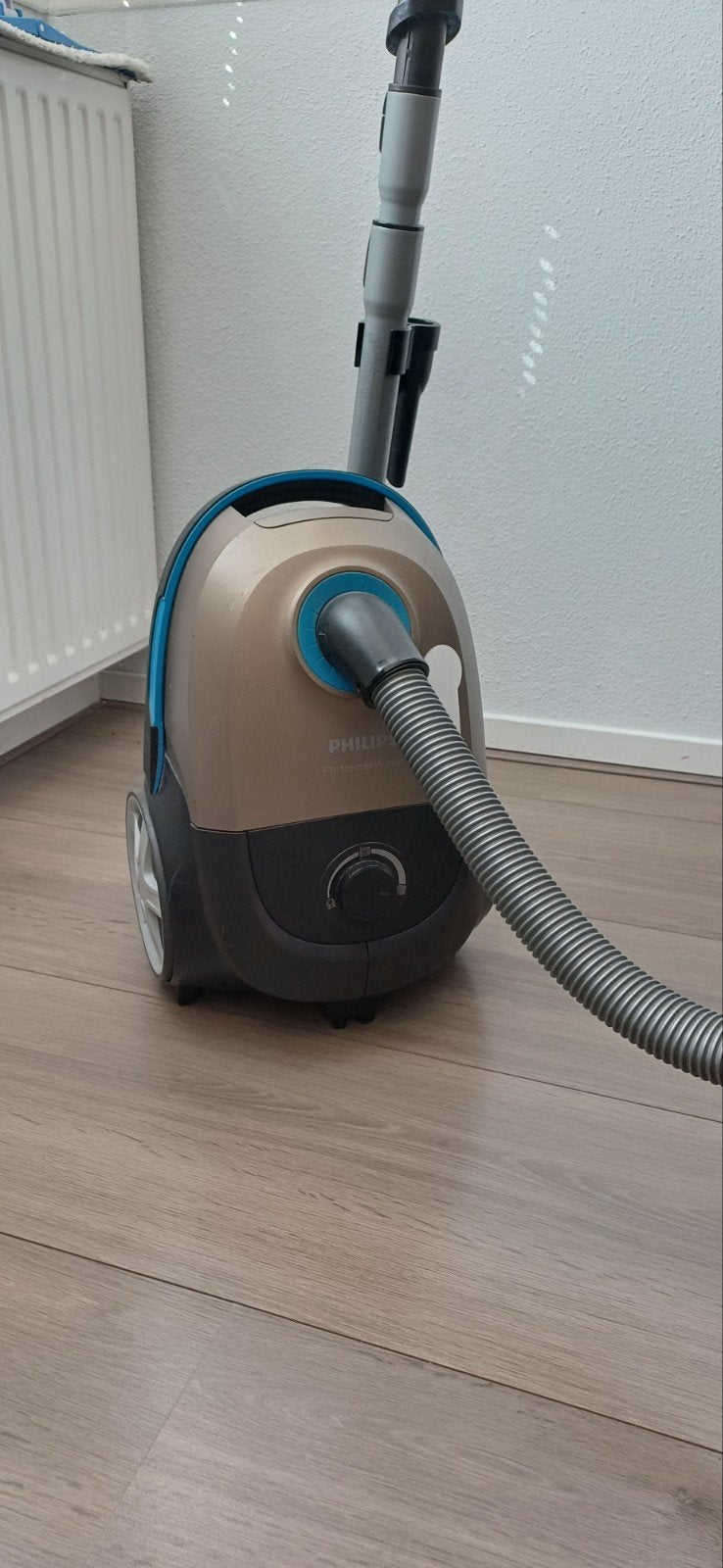 Philips Performer active stofzuiger, Witgoed en Apparatuur, Gebruikt, Philips, Sledestofzuiger, Regelbare zuigkracht