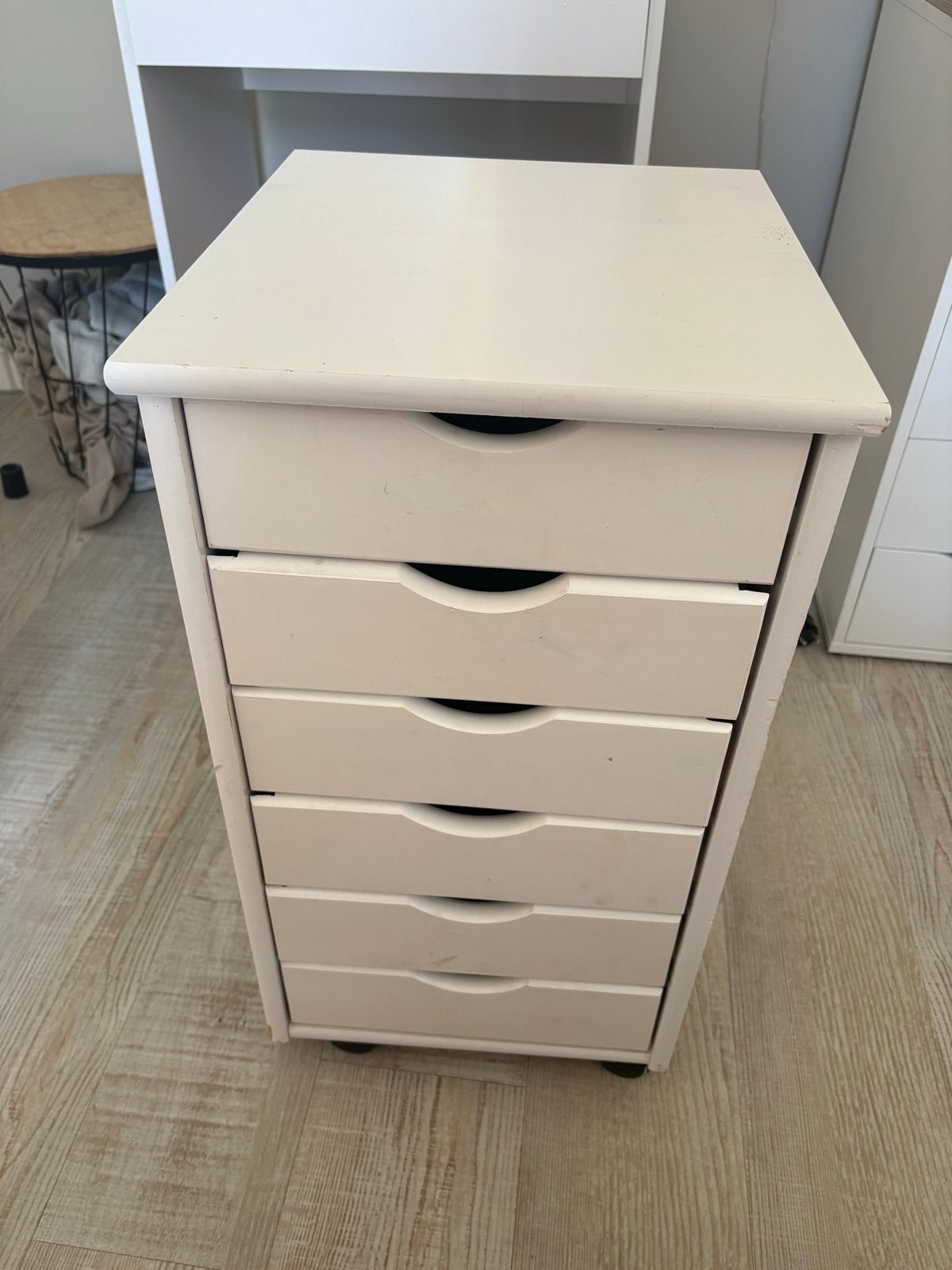 Witte ladekast op wieltjes met 6 laden IKEA ALEX, Ophalen, Minder dan 50 cm, Gebruikt, 5 laden of meer