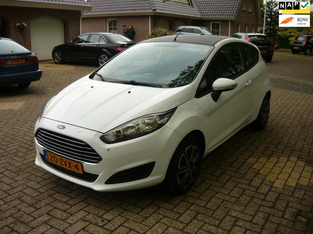 Ford Fiesta 1.0 Style, Auto's, Euro 5, Stof, Gebruikt, 31 €/maand