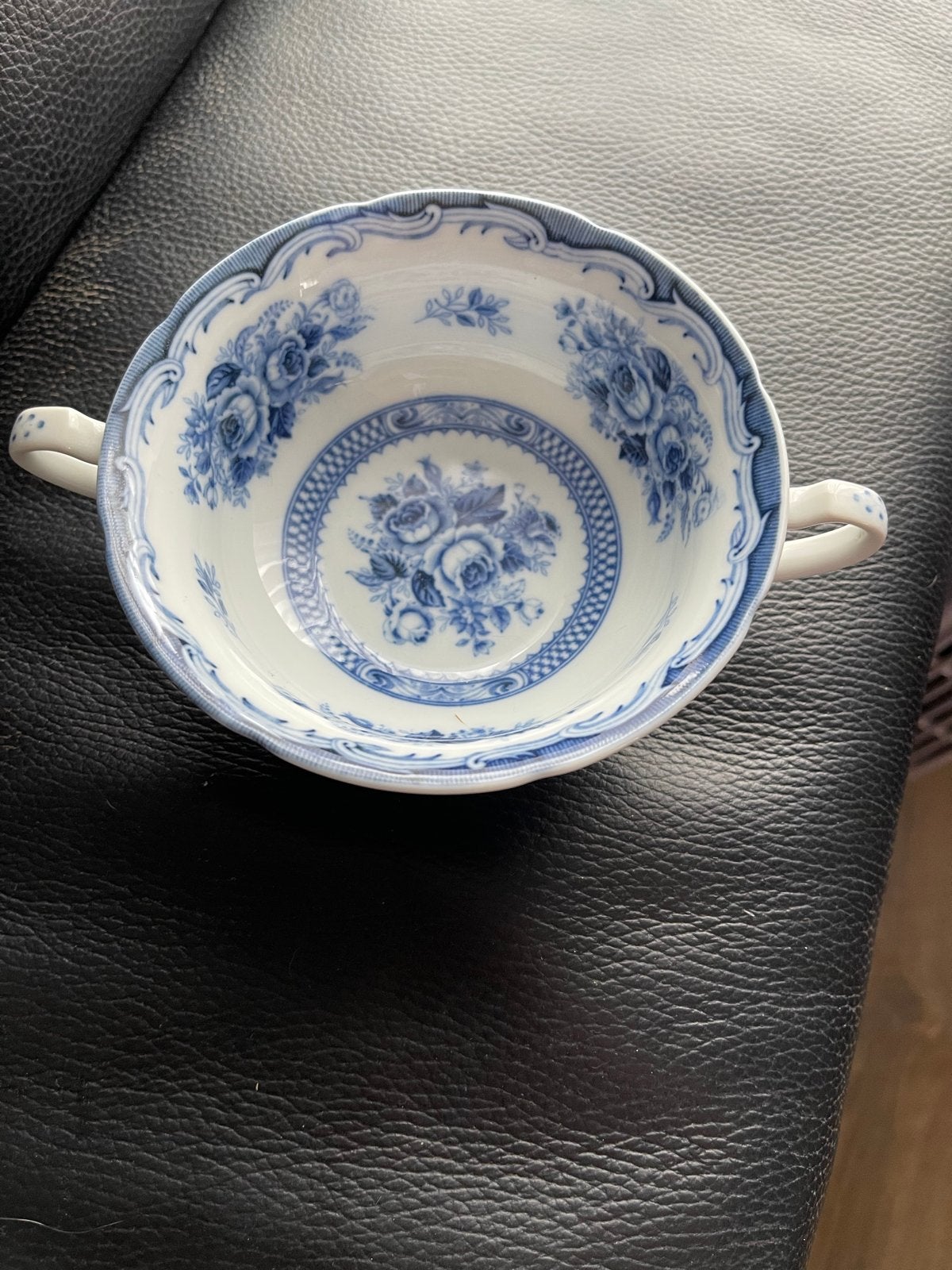 Vintage Blue Rose Fine China Japan servies, Ophalen