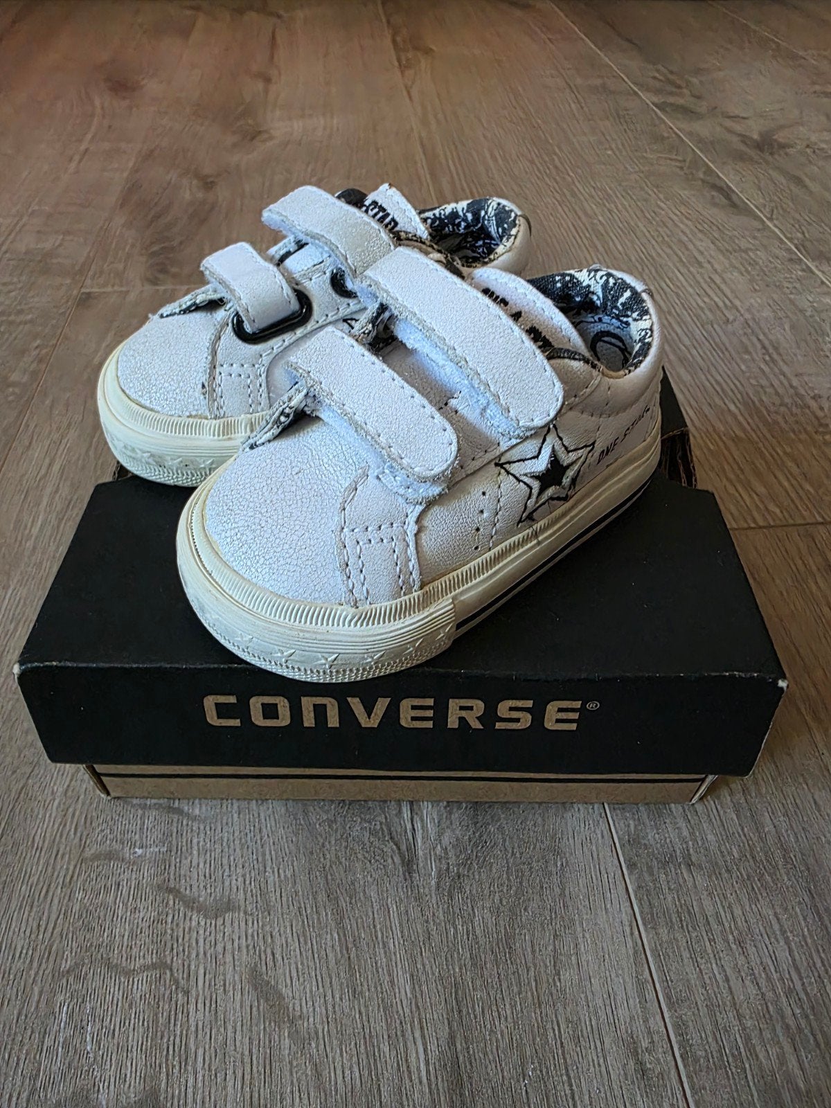 Converse One Star babyschoentjes maat 18, Schoentjes, Converse, Jongetje of Meisje, Ophalen of Verzenden