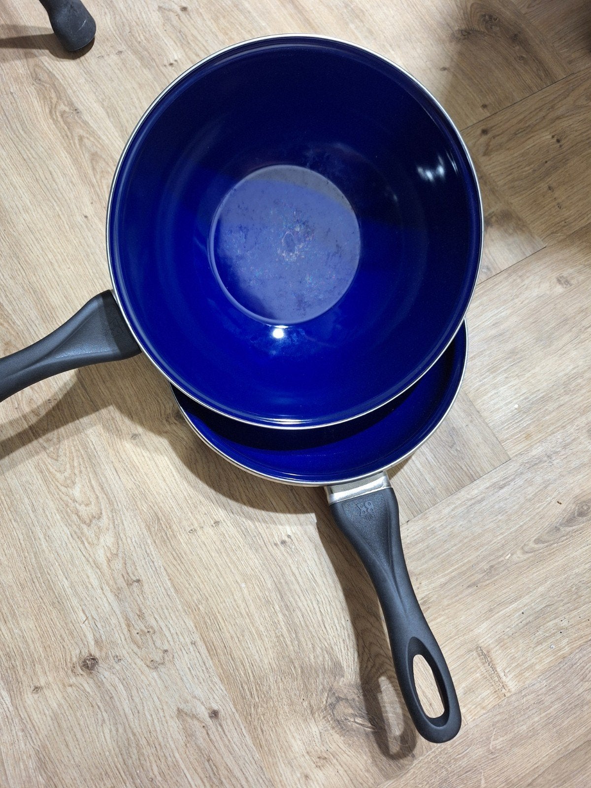 BK Bakpan 24 cm en wokpan, Ophalen, Overige materialen, BK, Geschikt voor inductie