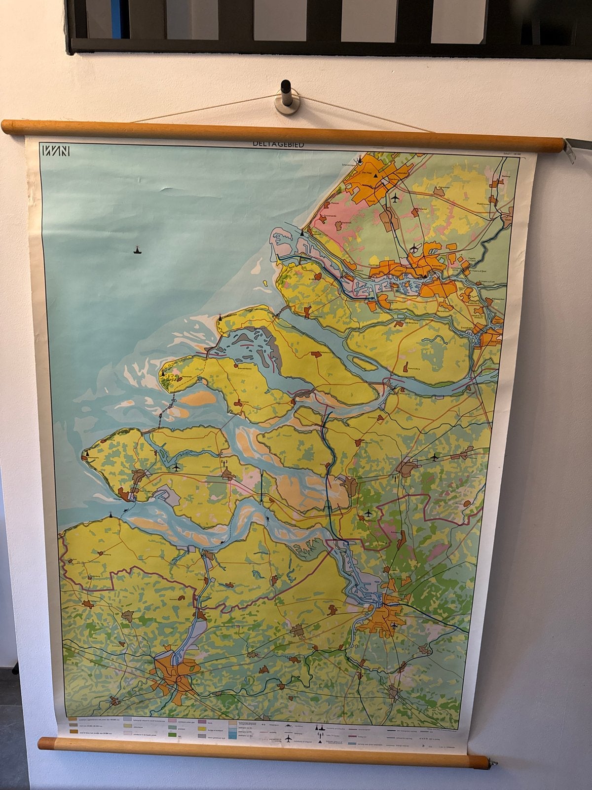 Schoolkaart Deltagebied Wolters Noordhoff 116x143cm, Boeken, Ophalen, 1800 tot 2000, Nederland, Landkaart