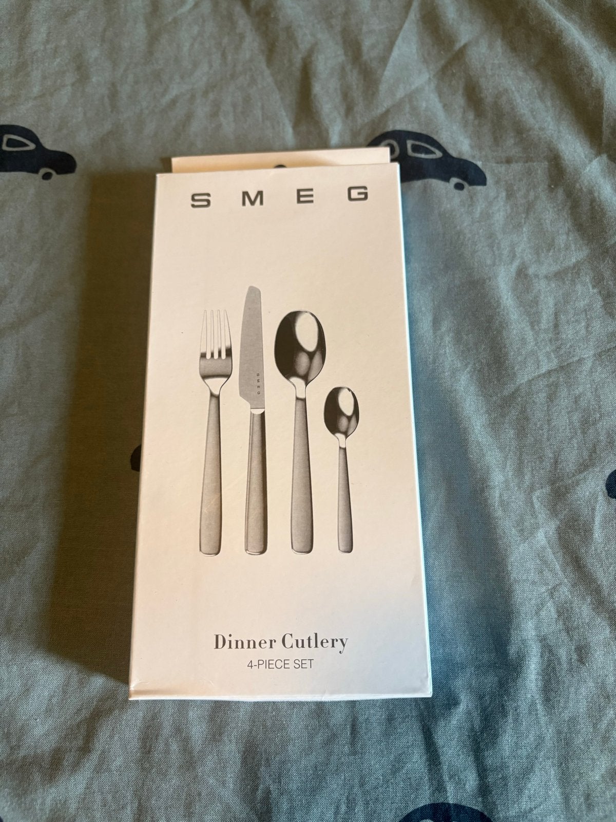 SMEG Bestekset 4-delig - Nieuw in doos, Bestekset, Overige typen, Nieuw, Ophalen of Verzenden