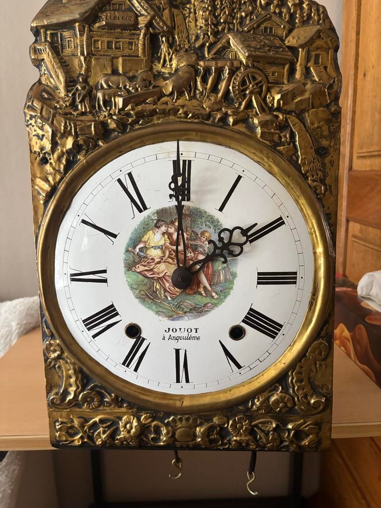 Antieke Klok met Reliëfdecoratie - Joyot à Angoulême, Ophalen of Verzenden