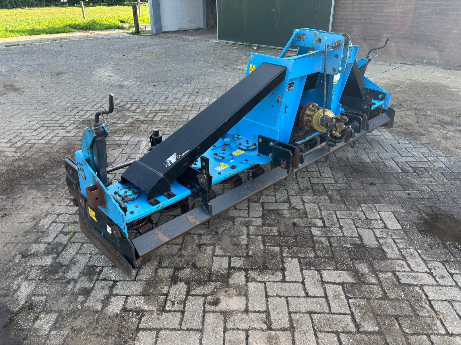 Sima Roterkopeg Saphir Woeler 3 poot  Quivogne Woeler 6 poot, Ophalen, Akkerbouw, Zaaien, Planten of Poten