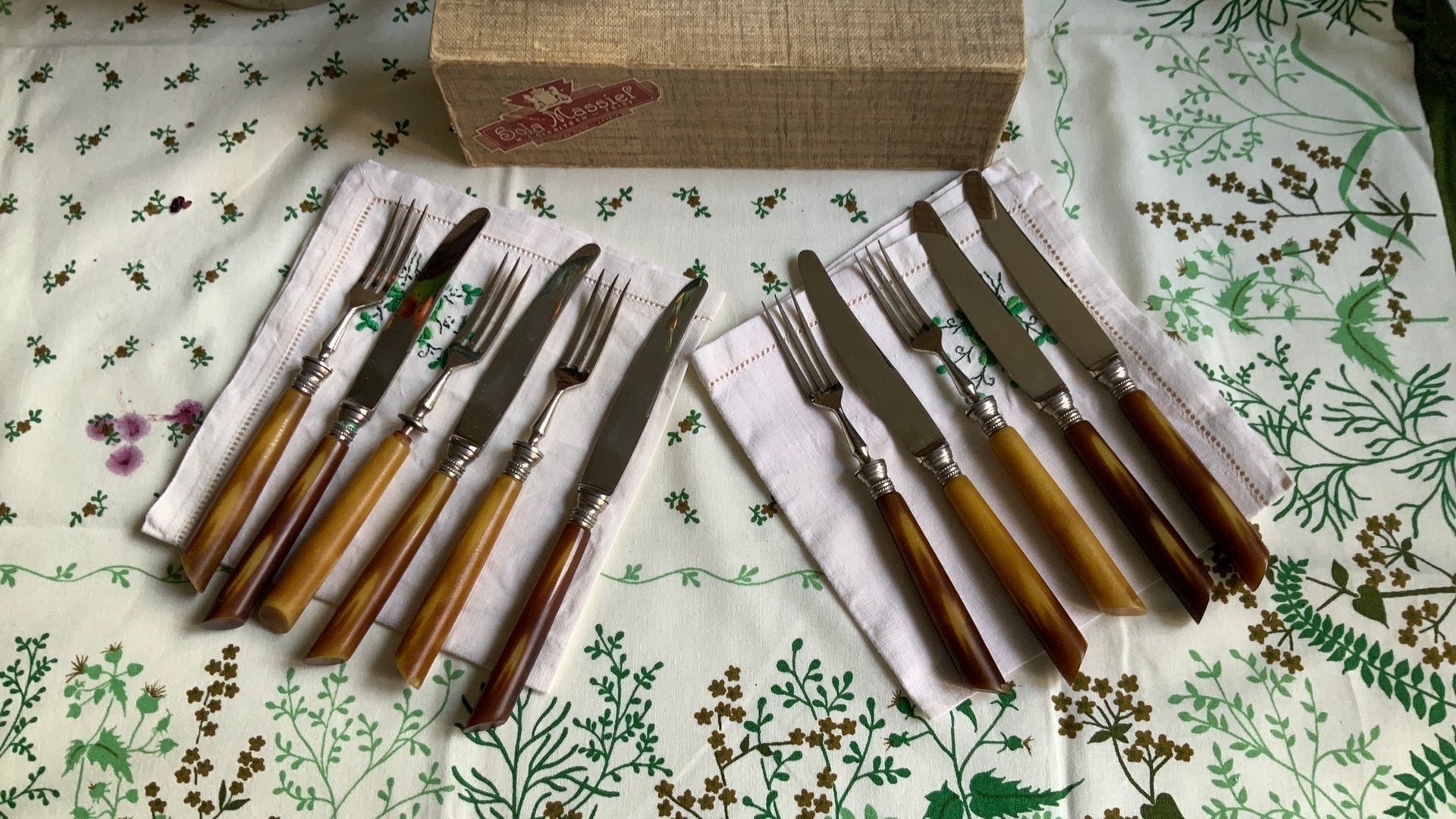 Oude dessertbestekset / 5x mesje en vorkje / 1x los mesje, Antiek en Kunst, Ophalen of Verzenden
