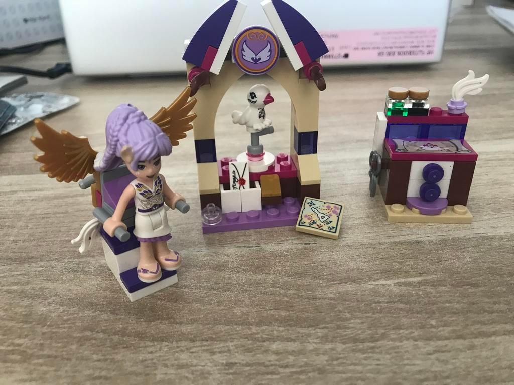Aira’s werkplaats 41071, Overige thema's, Lego, Ophalen of Verzenden, Zo goed als nieuw