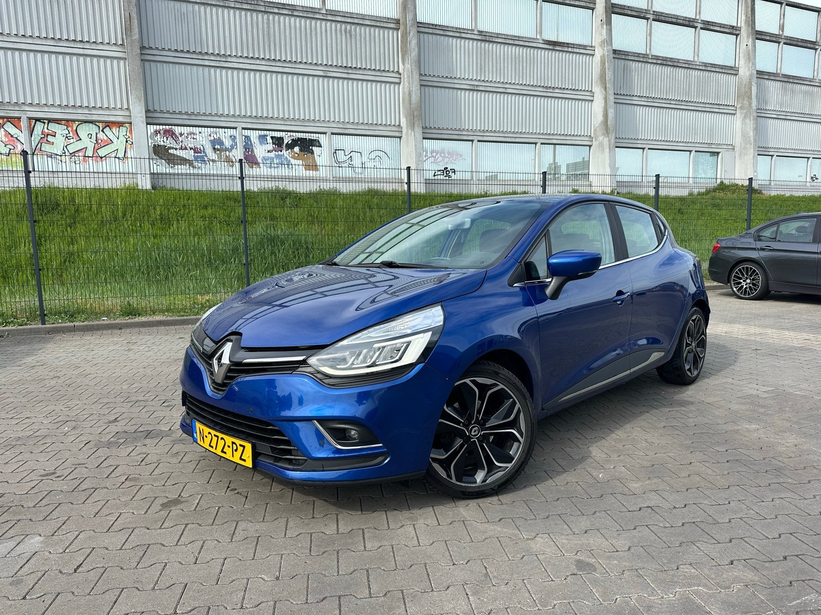 Renault Clio TCe 90pk Facelift | Apple Carplay | BTW, Blauw, Leder en Stof, 49 €/maand, 1200 kg