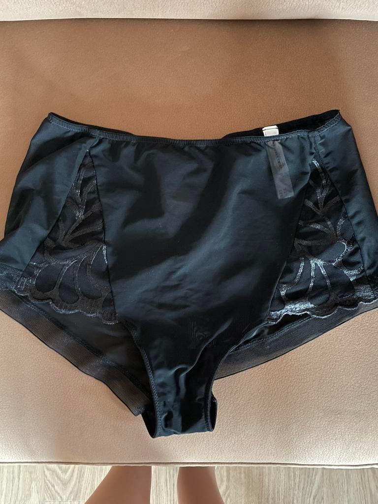 Primadonna twist, Ophalen of Verzenden, Zwart, Slip