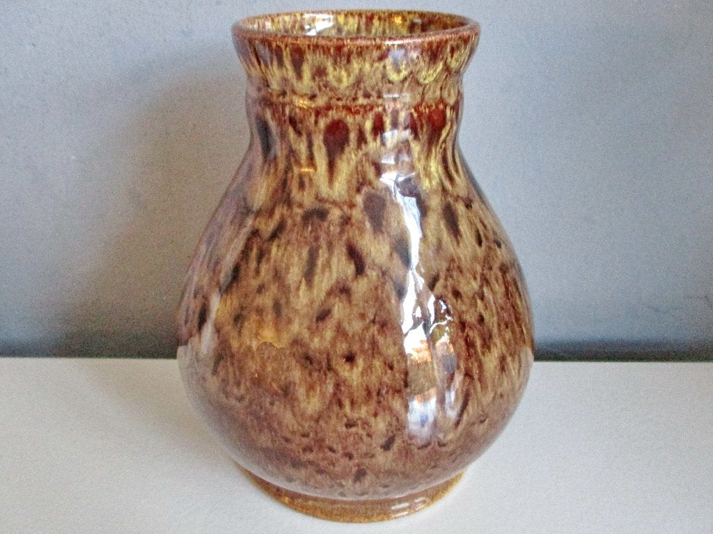 Eskaf vaas met glad stroomglazuur circa 1930 beige bruin, Antiek en Kunst, Ophalen of Verzenden