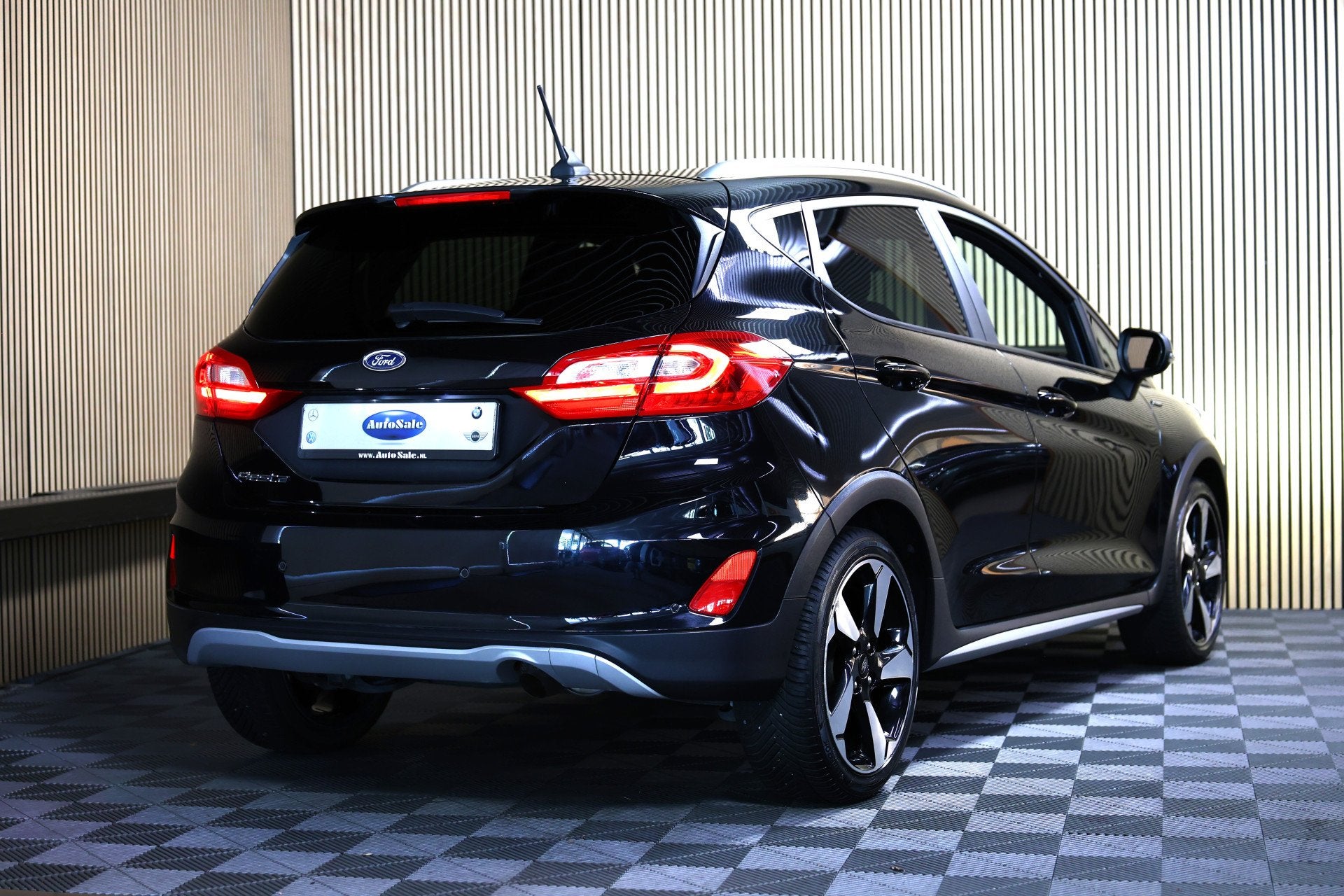 Ford Fiesta 1.0 EcoBoost Titanium X AUTOM B&O NAVI CLIMA PDC, 1184 kg, Zwart, Bedrijf, Hatchback