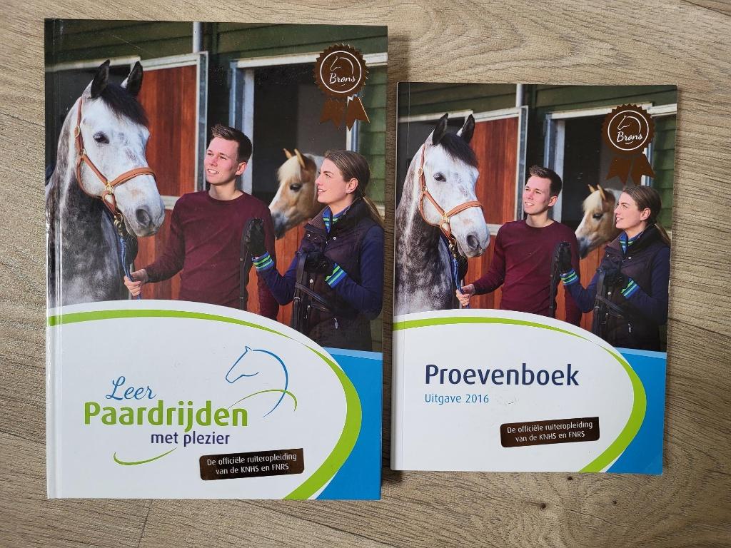 Leer paardrijden met plezier, Diverse auteurs, Ophalen of Verzenden, Zo goed als nieuw, Paarden of Pony's