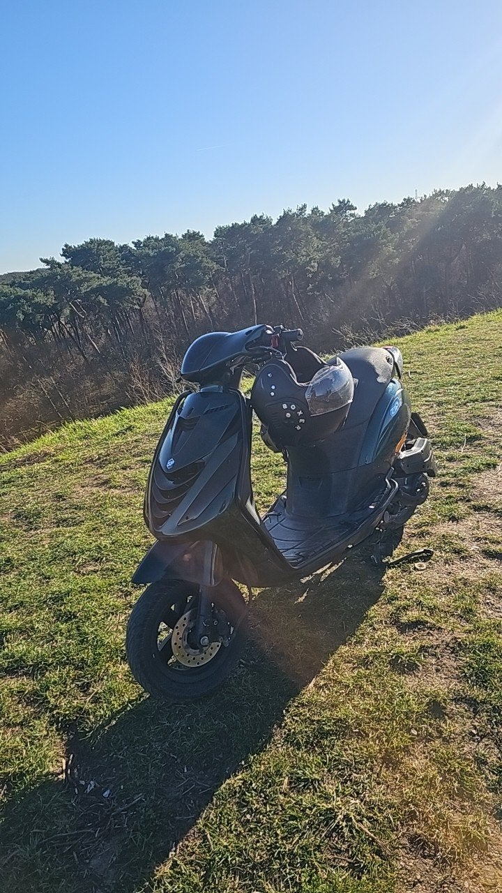 Piaggo zip 50cc, Fietsen en Brommers, Ophalen, Gebruikt, Zip, Benzine