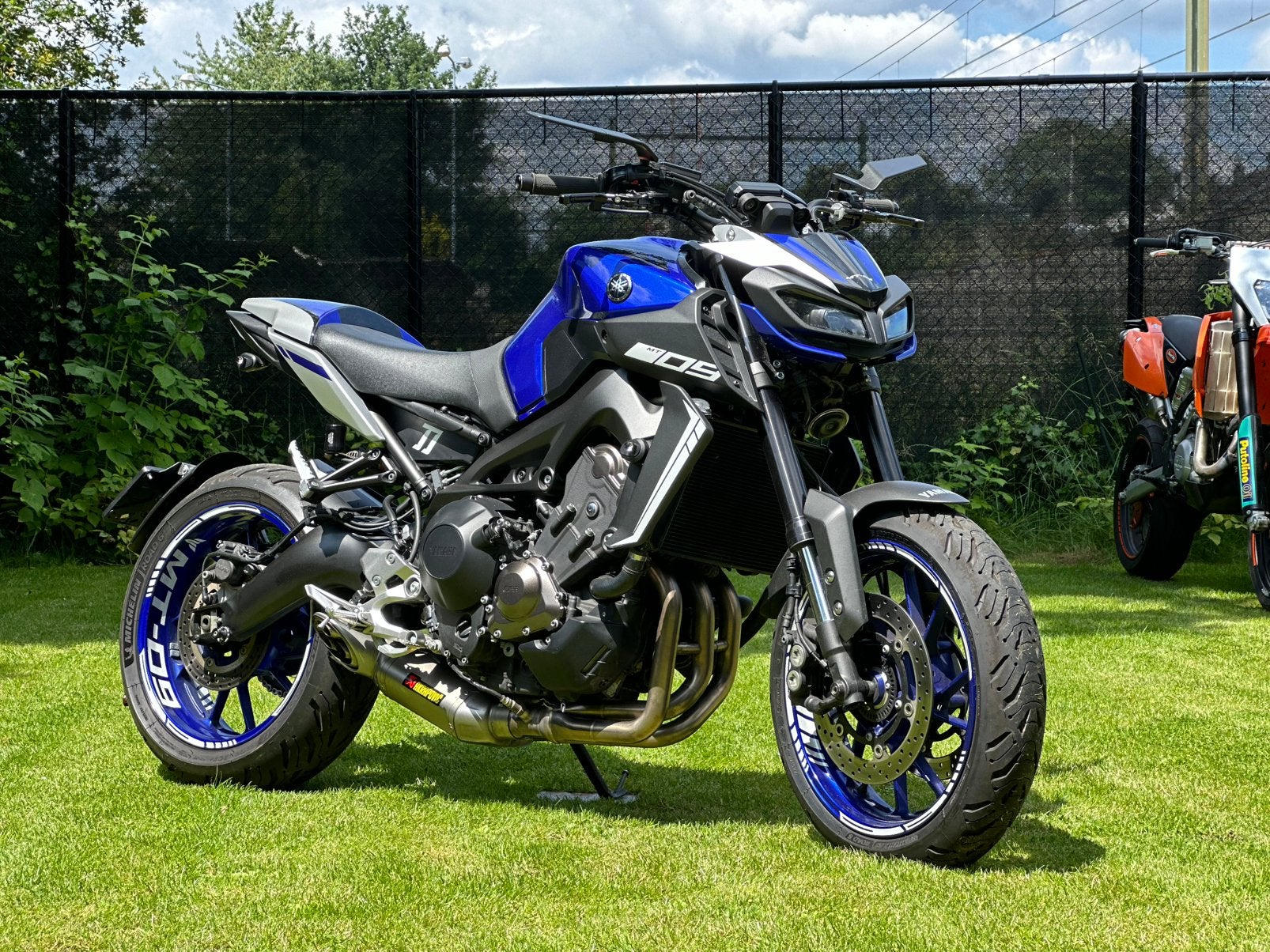 Yamaha MT-09 2017 - Akrapovic, Handvatverwarming, Gebruikt, 3 cilinders, Particulier