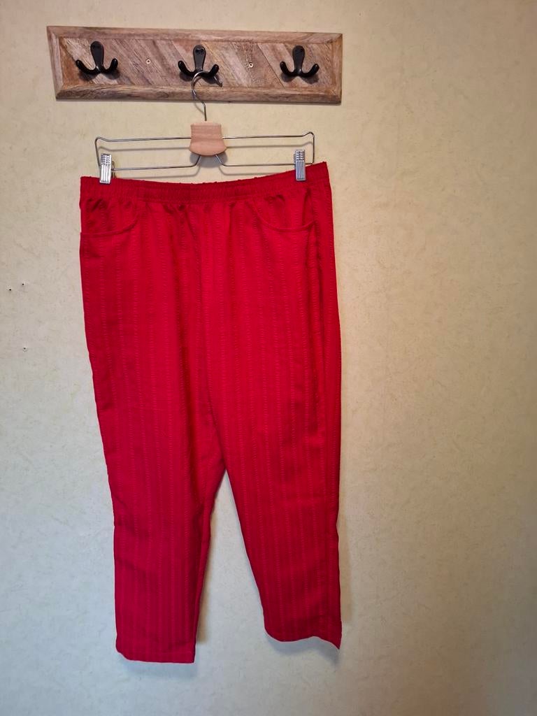 zomerbroek capri rood Aproductz maat 44, Maat 42/44 (L), Ophalen of Verzenden, Aproductz, Lang