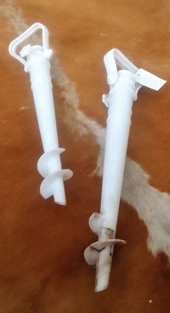 2 Grond schroeven voor parasol of stokken, Tuin en Terras, Ophalen of Verzenden, Nieuw, Minder dan 1 meter, Parasolvoet
