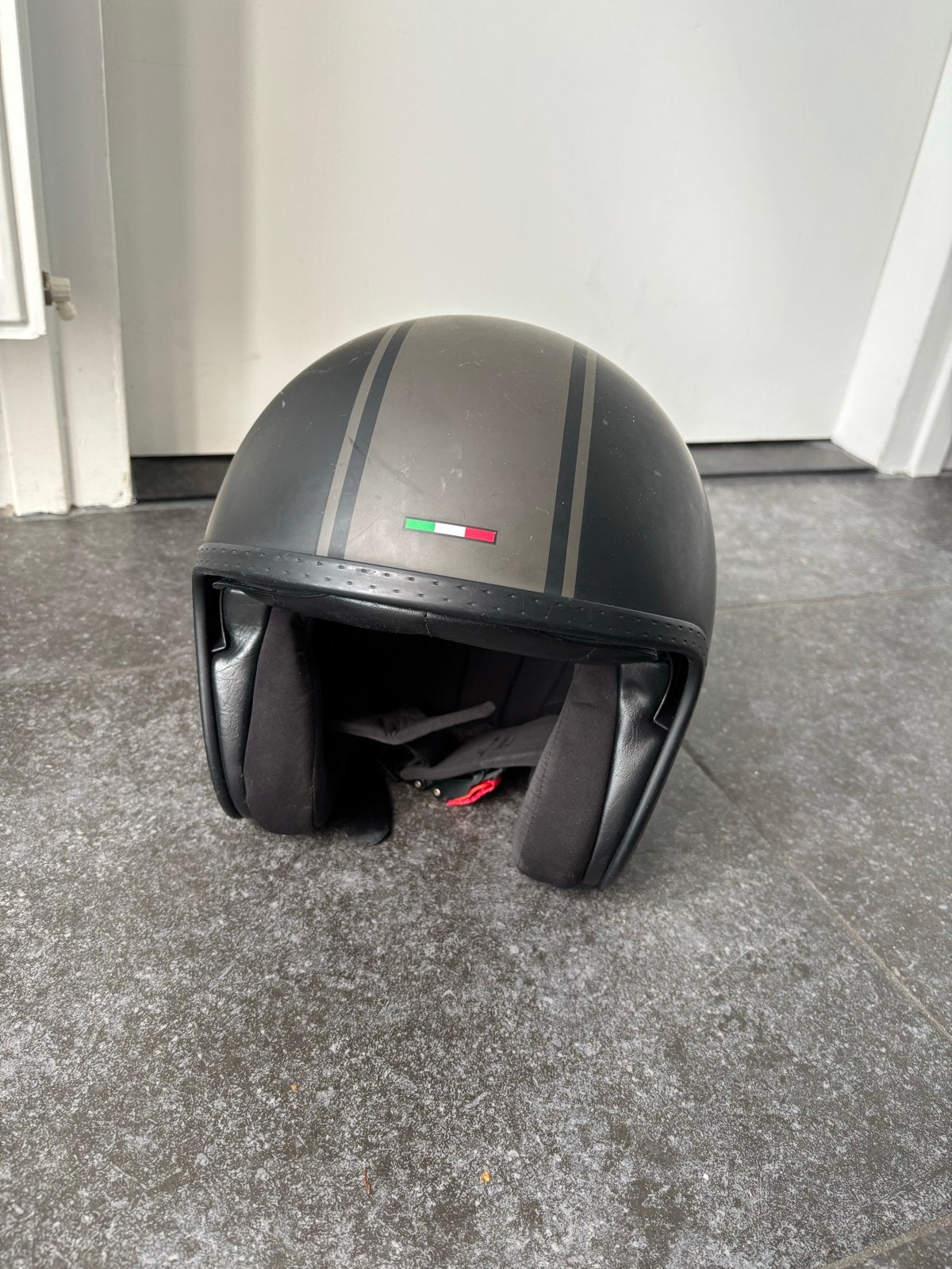 Stijlvolle Scooterhelm - Mat Zwart met Strepen, Ophalen, Gebruikt, Large