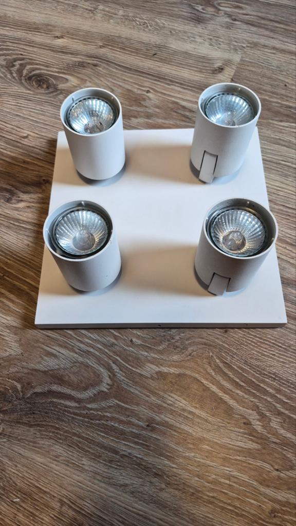 PHILIPS plafondlamp 24x24cm matwit, met 4 spots, Gebruikt, Metaal of Aluminium, Ophalen of Verzenden, Led